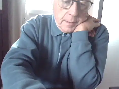 johnjohn622662 online show from 9, 11, 2025