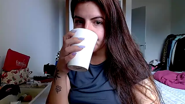 chelbyy online show from 4, 11, 2025