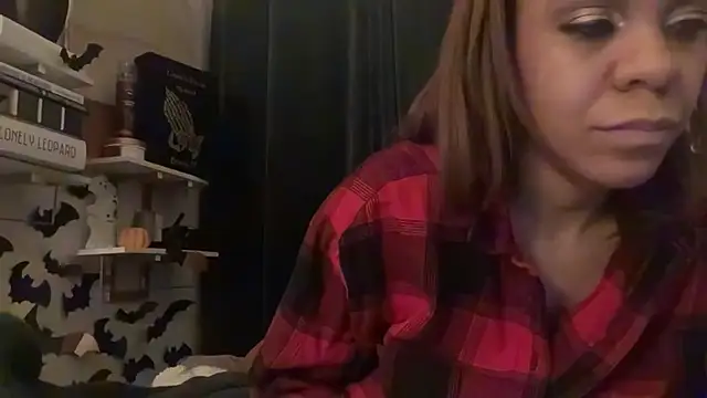 Snapshot of Sanaawest chatting on 27, 10, 2025 Sanaawest online show from 27, 10, 2025