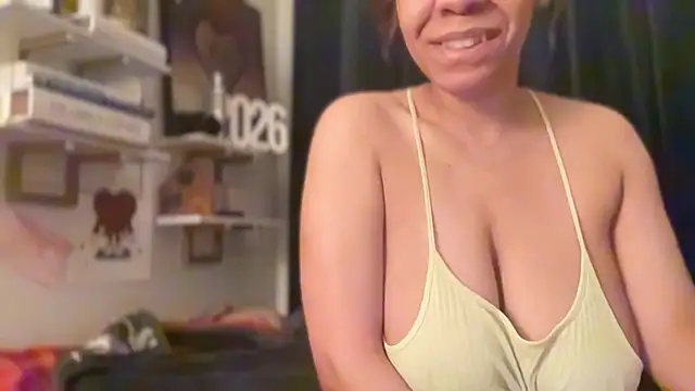 Snapshot of Sanaawest chatting on 2, 2, 2026 Sanaawest online show from 2, 2, 2026