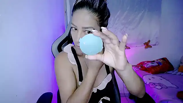 ninatiny online show from 7, 2, 2026