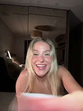Snapshot of jasminesummer chatting on 2, 6, 2026 jasminesummer online show from 2, 6, 2026