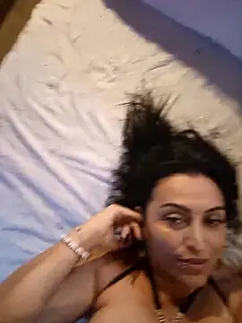 zullyxhot online show from 14, 2, 2026