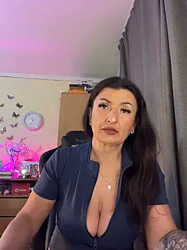 Snapshot of Hotangel75 chatting on 16, 6, 2026 Hotangel75 online show from 16, 6, 2026