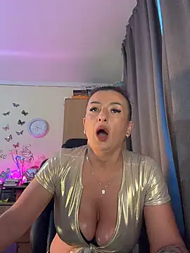 Snapshot of Hotangel75 chatting on 26, 6, 2026 Hotangel75 online show from 26, 6, 2026