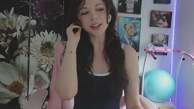 makiyahbelle online show from 23, 2, 2026