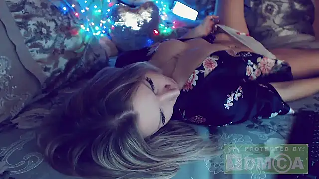 Snapshot of mimmi_ chatting on 17, 1, 2025 mimmi online show from 17, 1, 2025