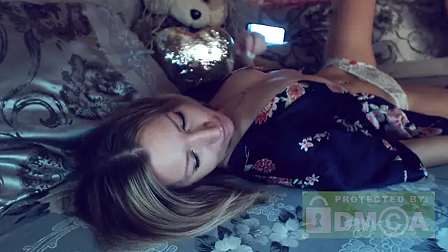 Snapshot of mimmi_ chatting on 24, 1, 2025 mimmi online show from 24, 1, 2025