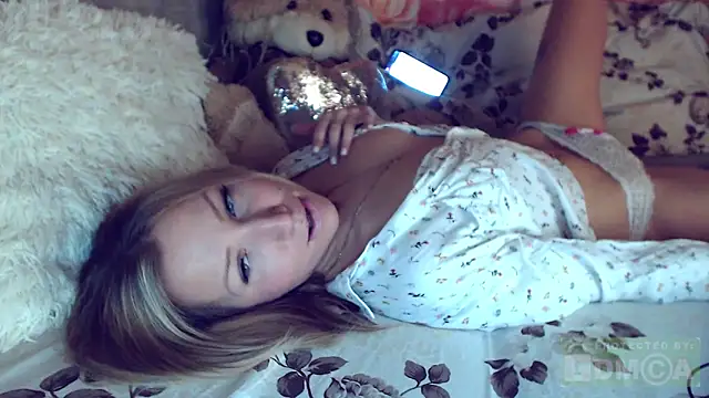 Snapshot of mimmi_ chatting on 27, 1, 2025 mimmi online show from 27, 1, 2025