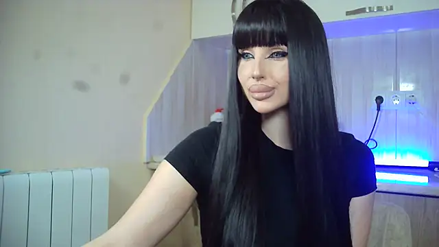 Lady Joli online show from 22, 7, 2026