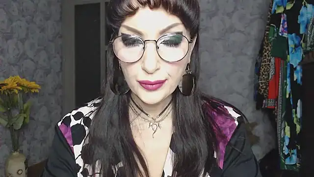 Aziza1 online show from 3, 2, 2026