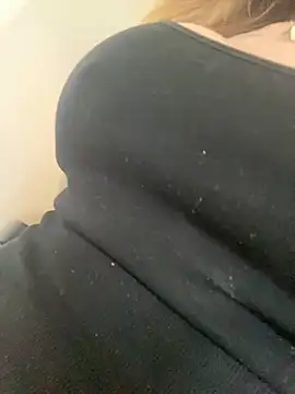 Snapshot of Etwas_neugierig chatting on 12, 2, 2025 Etwas neugierig online show from 12, 2, 2025