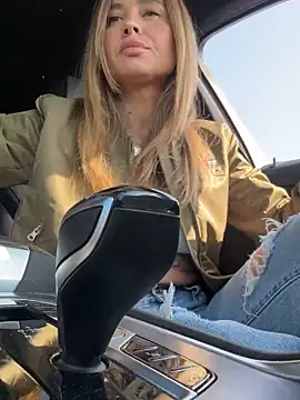 Snapshot of Etwas_neugierig chatting on 7, 3, 2025 Etwas neugierig online show from 7, 3, 2025