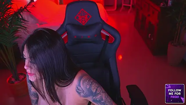 Snapshot of ambarEvans chatting on 2, 2, 2026 ambarEvans online show from 2, 2, 2026