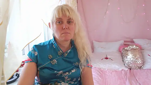 SunnySylvia online show from 18, 1, 2026