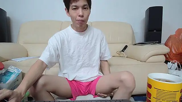 Snapshot of andrewooi chatting on 10, 2, 2026 andrewooi online show from 10, 2, 2026