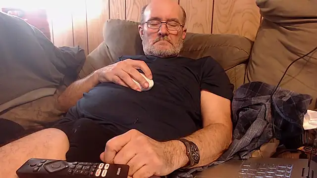 snickers1 online show from 12, 4, 2026