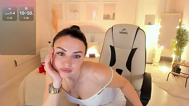 HelenaRegal online show from 5, 6, 2026