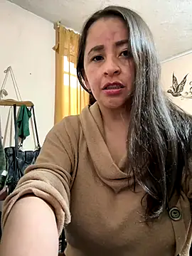 latinfemale online show from 10, 11, 2025