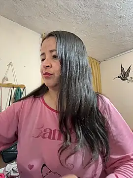 latinfemale online show from 21, 12, 2025