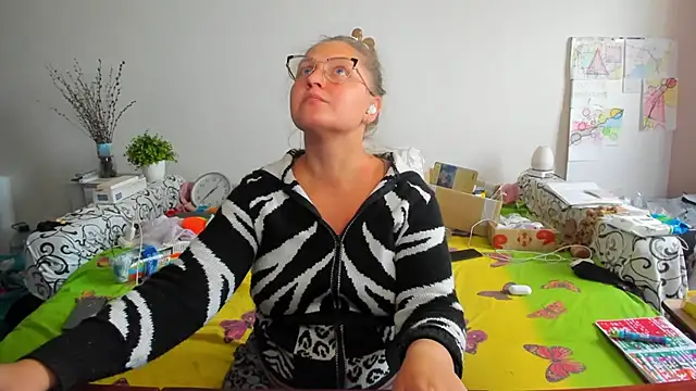 IamYourNarcotic online show from 26, 10, 2025