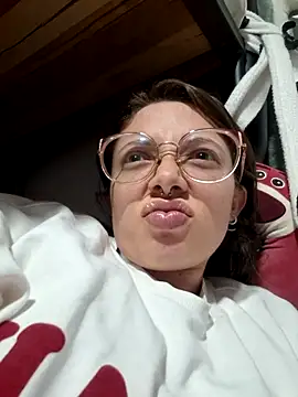 linda-schmidt online show from 22, 12, 2025