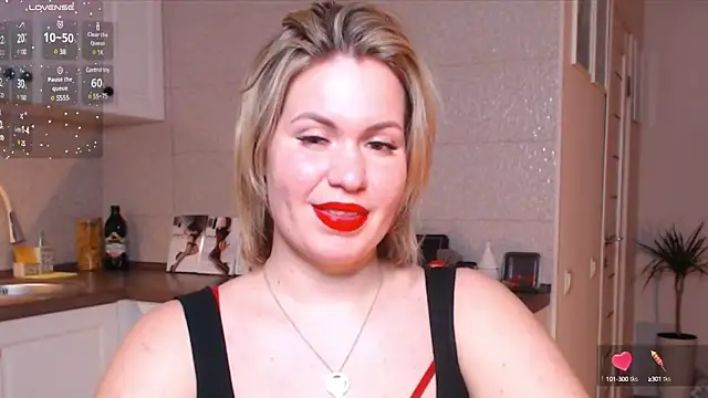 HotTiffani online show from 11, 2, 2025