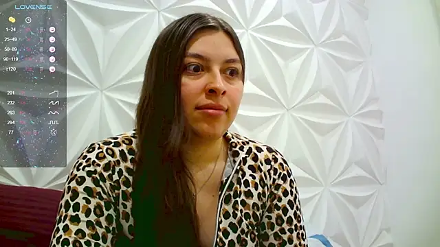 Snapshot of jerryandjessica chatting on 13, 11, 2025 jerryandjessica online show from 13, 11, 2025