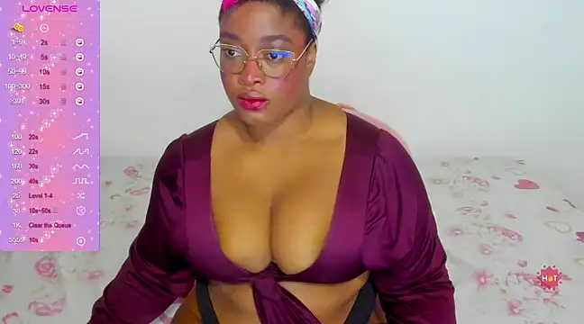 Snapshot of NinaGrey_ chatting on 22, 3, 2025 NinaGrey  online show from 22, 3, 2025