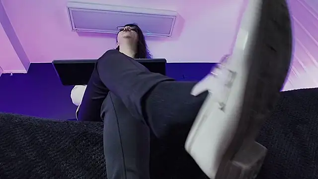  Jade 16 online show from 26, 3, 2026