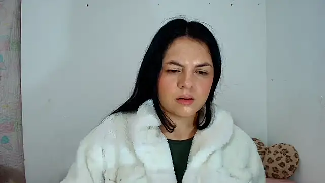 Snapshot of Anal_Milky_Momma chatting on 15, 10, 2025 Anal Milky Momma online show from 15, 10, 2025