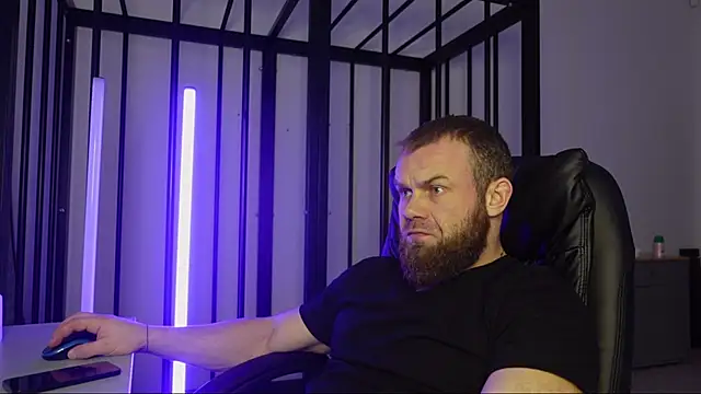 Snapshot of Tommy_Burnz chatting on 25, 1, 2025 Tommy Burnz online show from 25, 1, 2025