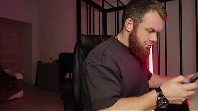 Snapshot of Tommy_Burnz chatting on 27, 2, 2025 Tommy Burnz online show from 27, 2, 2025