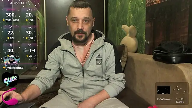 Snapshot of DanielOhCool chatting on 23, 12, 2024 DanielOhCool online show from 23, 12, 2024