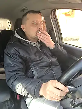 Snapshot of DanielOhCool chatting on 27, 2, 2025 DanielOhCool online show from 27, 2, 2025