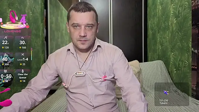 Snapshot of DanielOhCool chatting on 18, 10, 2025 DanielOhCool online show from 18, 10, 2025