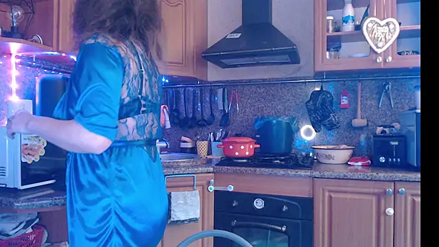 LizaCakes online show from 11, 12, 2024