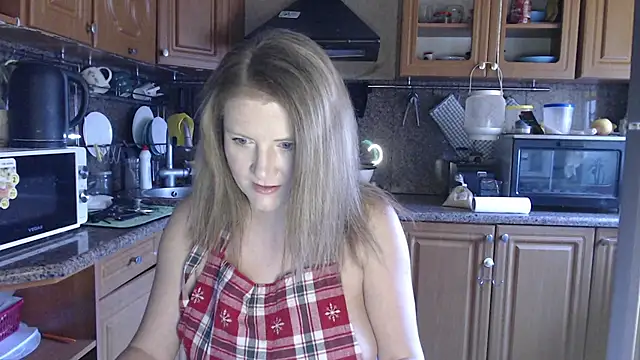 LizaCakes online show from 18, 3, 2025