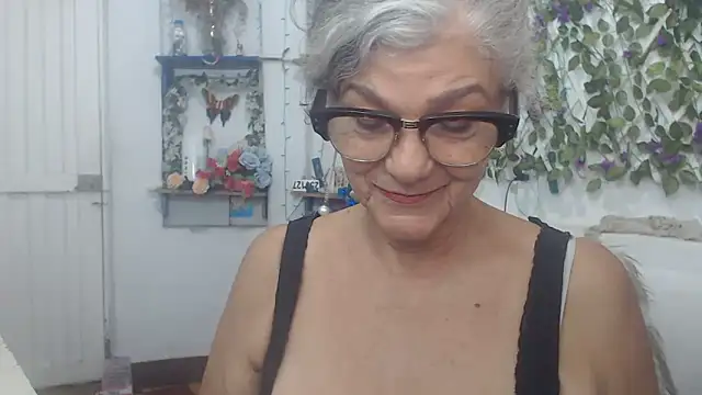 FunnyGrandma online show from 26, 12, 2024
