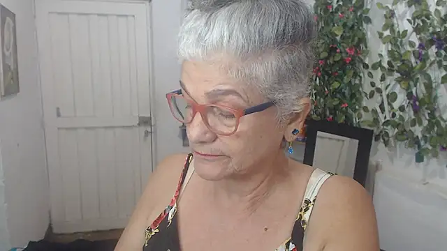 FunnyGrandma online show from 13, 3, 2025