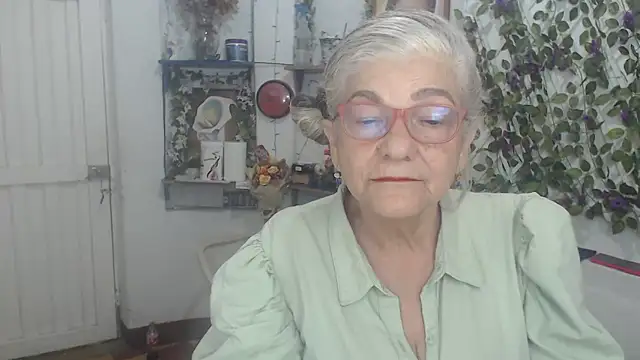 FunnyGrandma online show from 15, 3, 2026