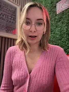 The Snowwhitee online show from 9, 2, 2025