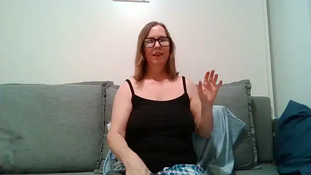 SweetandNaughty1 online show from 13, 4, 2026