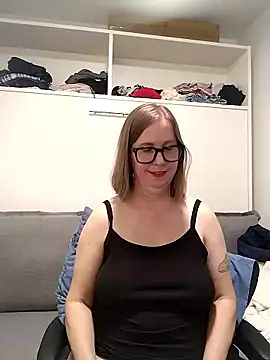 SweetandNaughty1 online show from 16, 6, 2026