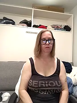 SweetandNaughty1 online show from 16, 6, 2026