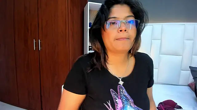 yeral2017 online show from 9, 4, 2026