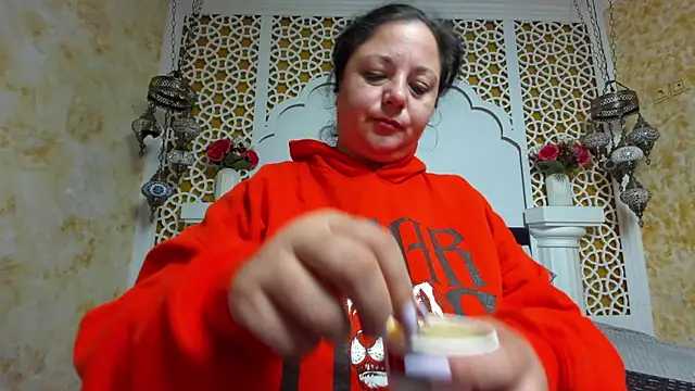 AleshaArabian online show from 15, 10, 2025