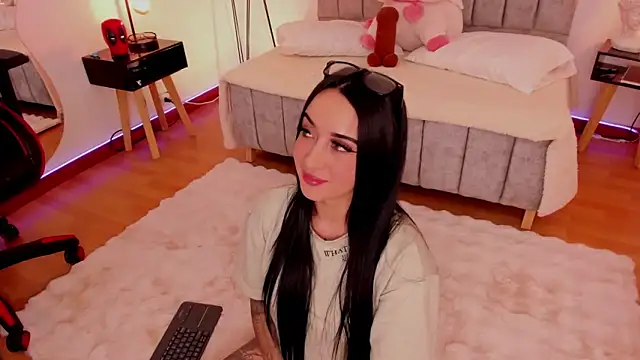 EmmyEvans1 online show from 31, 12, 2024