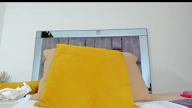 Snapshot of alyssia_ocean chatting on 26, 10, 2025 alyssia ocean online show from 26, 10, 2025