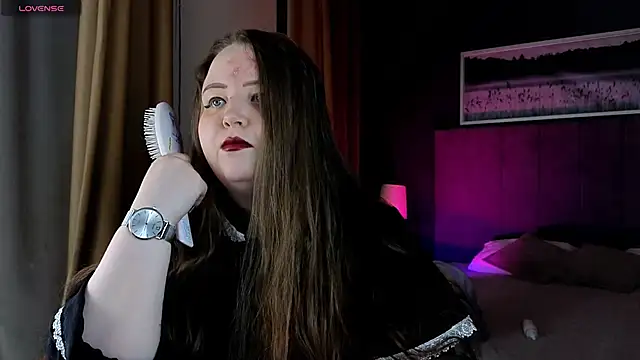 EMMA  CONNOR online show from 14, 10, 2025